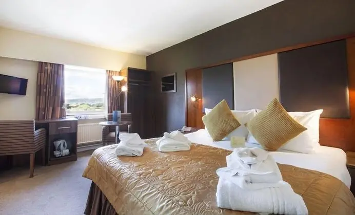 Large Double or Twin Room