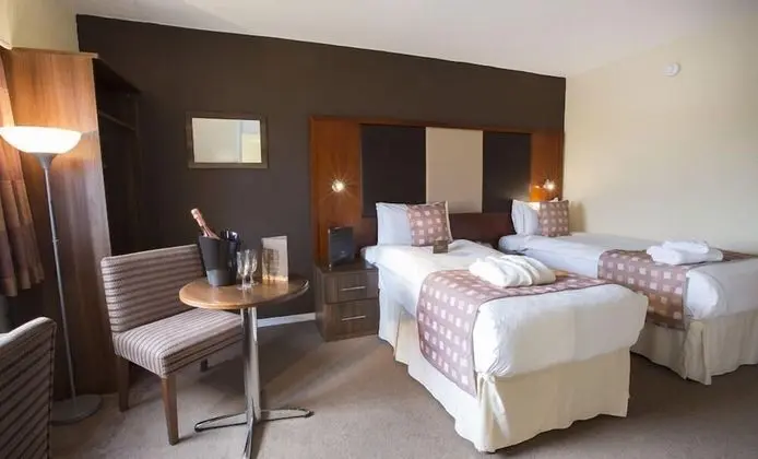 Large Double or Twin Room