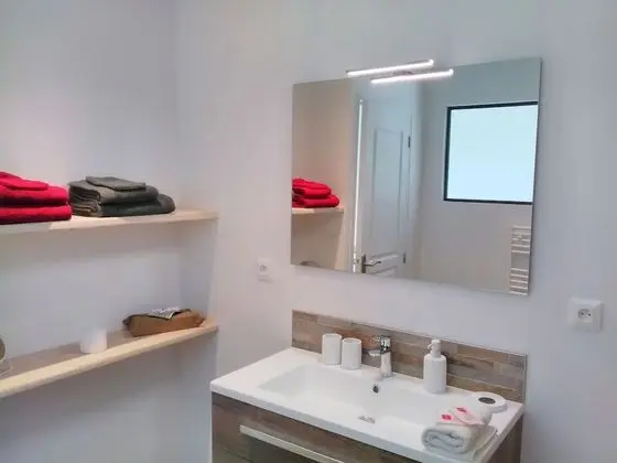 Kır Evi, Banyolu/Duşlu (Normandy VIP)