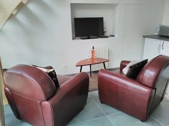 Kır Evi, Banyolu/Duşlu (Normandy VIP)