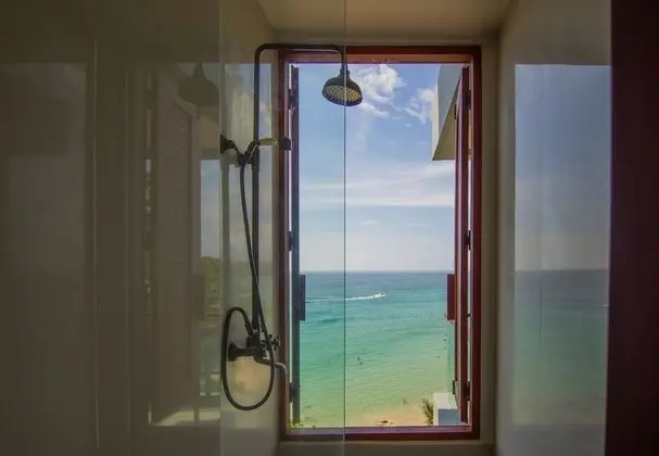 Superior Tek Büyük veya İki Ayrı Yataklı Oda, Balkon, Okyanusa Sıfır