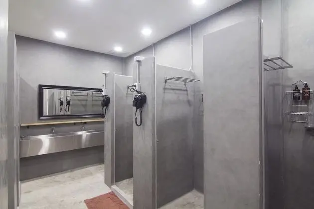 Mixed Dormitory with Shared Bathroom