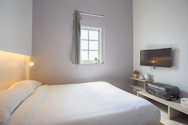 Standard Double Room with Private Bathroom