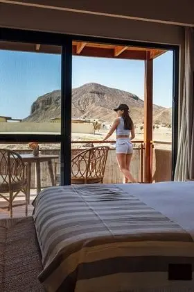 Luxury Room, 1 Queen Bed (Encanto Suite)