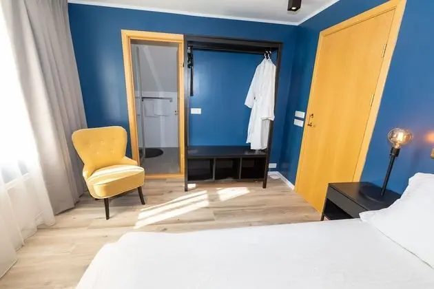 Deluxe Tek Büyük Yataklı Oda, Özel Banyo, Dağ Manzaralı