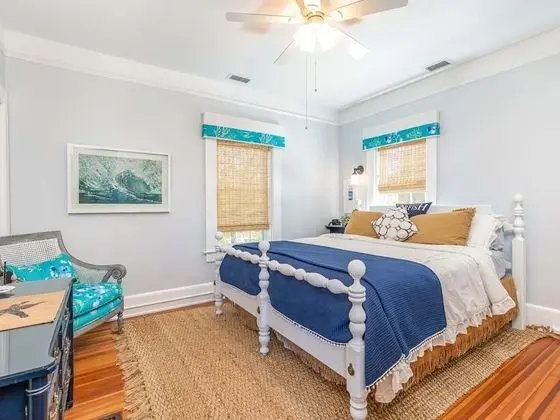 Ev, 1 En Büyük (King) Boy Yatak, Mutfak, Bahçe Manzaralı