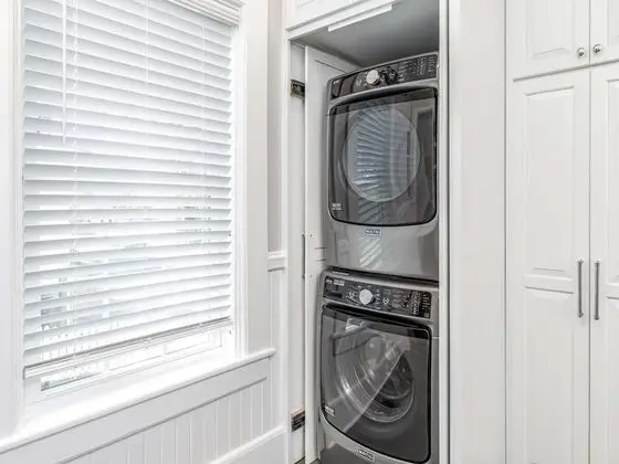 Ev, 1 En Büyük (King) Boy Yatak, Mutfak, Bahçe Manzaralı