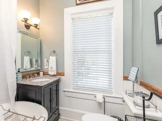 Ev, 1 En Büyük (King) Boy Yatak, Mutfak, Bahçe Manzaralı