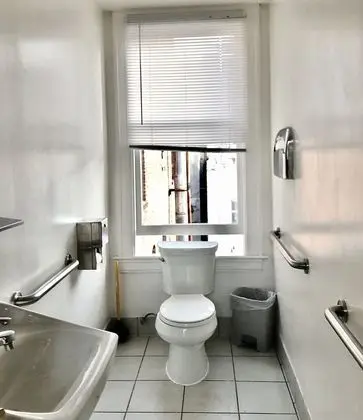 Shared Bathroom in Hallway, 1 Single Bed, Standard Room