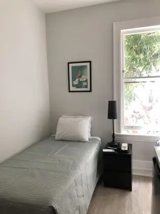 Tek Kişilik Oda, 1 Tek Kişilik Yatak