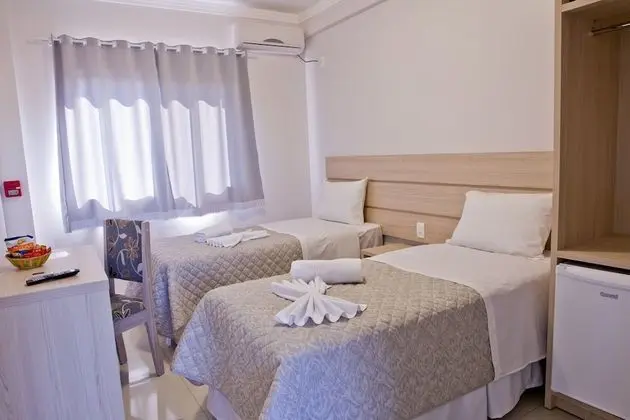 Business Tek Büyük Yataklı Oda