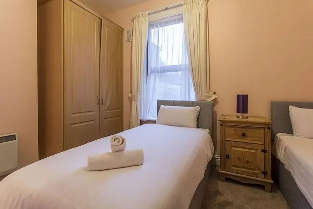 Apart Daire, 1 Çift Kişilik Yatak ve Çekyat, Sigara İçilmez
