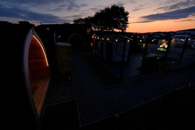 Glamping Pod (dogs welcome)