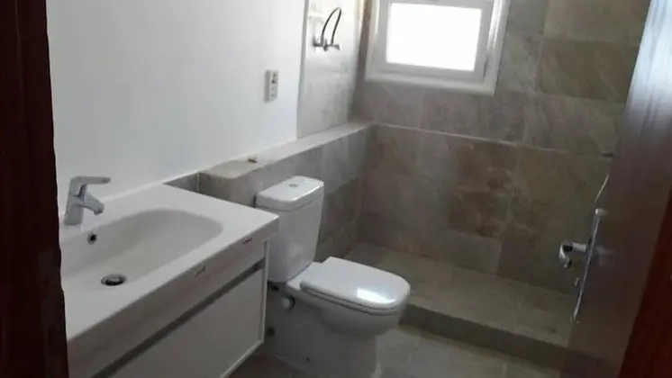 Villa, 4 Yatak Odası, Havuz Manzaralı