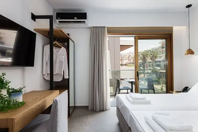 Stüdyo, Kısmi Deniz Manzaralı