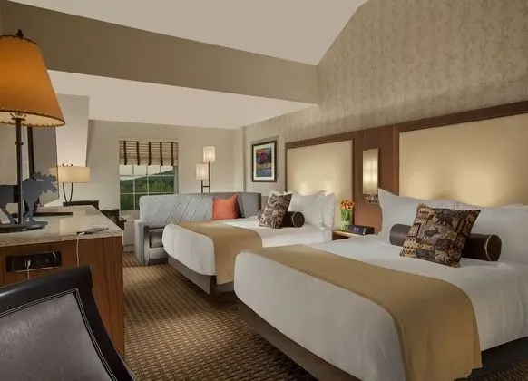 2 Queen Beds with Sleeper Sofa