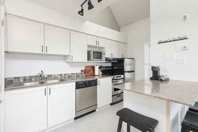 Comfort Çatı Katı (Loft) (409 NC - No Pets Allowed)