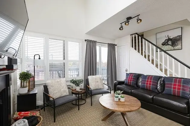 Comfort Çatı Katı (Loft) (409 NC - No Pets Allowed)
