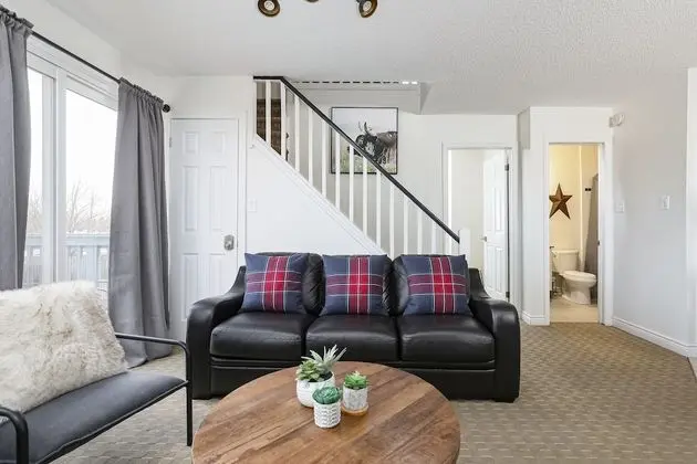 Comfort Çatı Katı (Loft) (409 NC - No Pets Allowed)