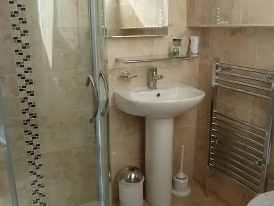 Premier Tek Büyük Yataklı Oda