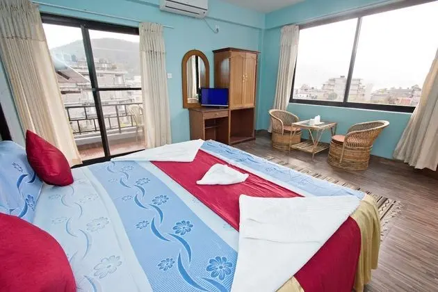 Deluxe Oda, 1 Çift Kişilik Yatak, Teras, Göl Manzaralı