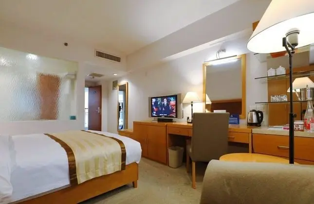 Deluxe Tek Büyük Yataklı Oda