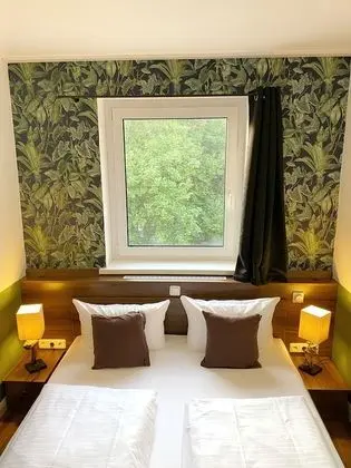 Green Lounge