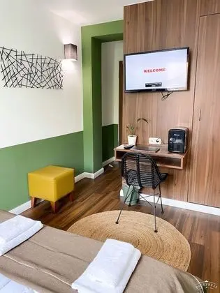 Green Lounge