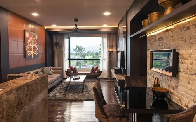 Fairway Luxury Suite