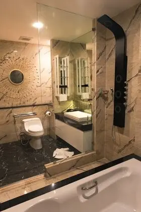 Fairway Luxury Suite