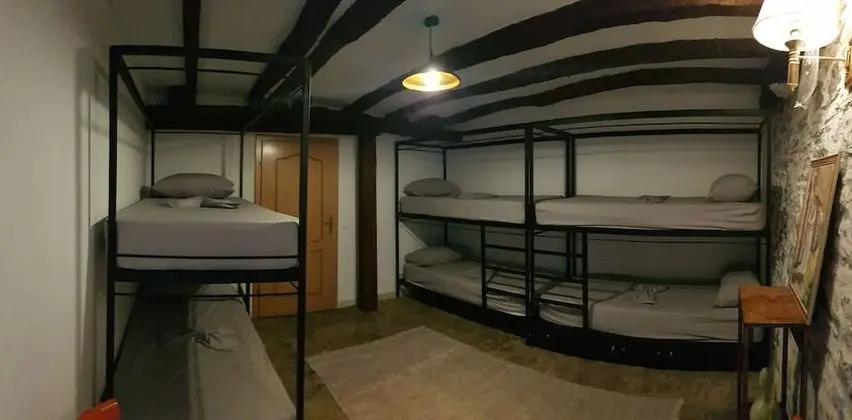 Traditional Ortak Ranzalı Oda, Karma Ranzalı Oda (6 adults)
