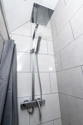 Deluxe Ev, Özel Banyo (North lodge 2)