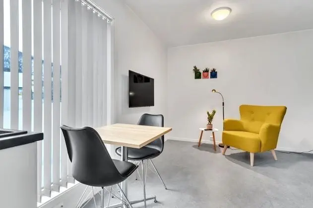 Standard Apart Daire, Bahçe Manzaralı