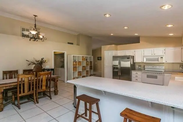 Ev (6 Bedrooms)