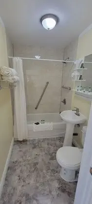 Standard Oda, 2 Büyük (Queen) Boy Yatak