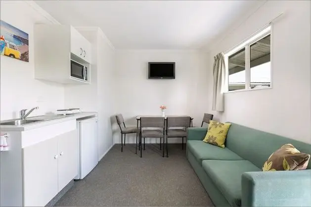 Standard Süit, 1 Yatak Odası, Sigara İçilmez, Küçük Mutfak (Ensuite cabin (Sleeps 4))