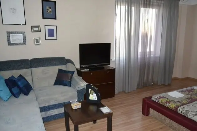 Deluxe Apart Daire (Saturn)