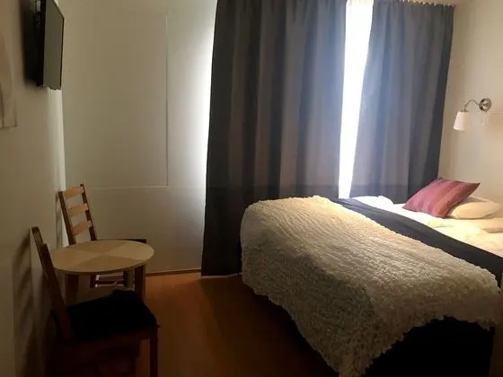 Büyük Yataklı Tek Kişilik Oda, Özel Banyo