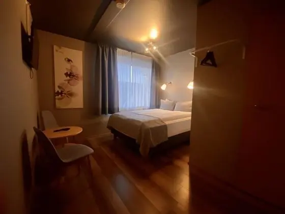 Tek Büyük Yataklı Oda, Özel Banyo