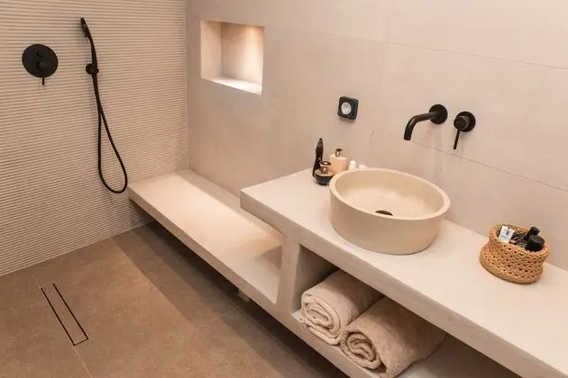Premium Tek Büyük Yataklı Oda