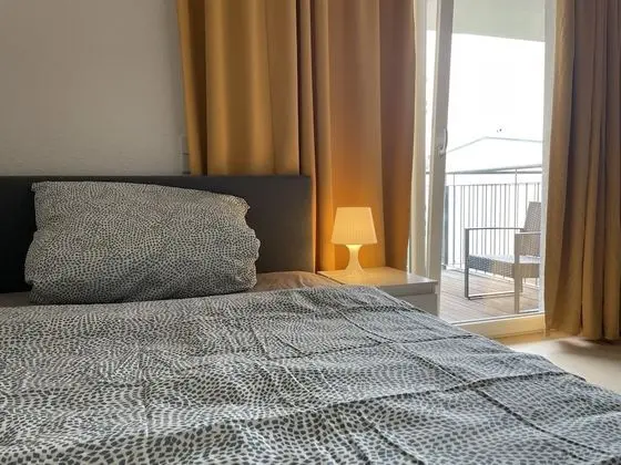 Business Stüdyo (French Bed 1,40 m x 2 m)