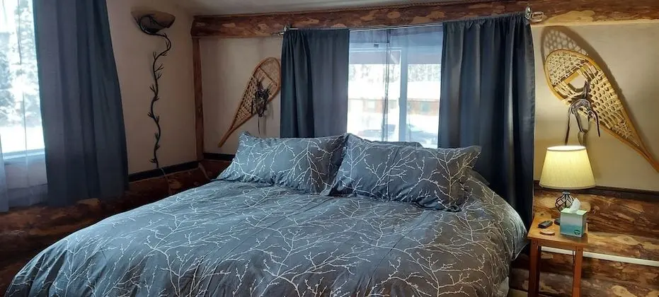 Denali Room (Second Floor)