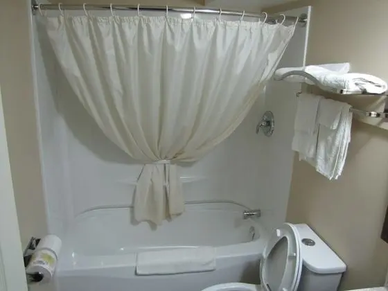 Standard Oda, 2 Büyük (Queen) Boy Yatak (Basement Room)