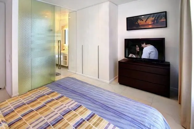 2-Bedroom Sea View