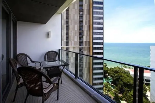 2-Bedroom Sea View