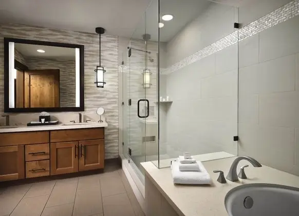 Daire, 3 Yatak Odası (2 Bath/1 with tub & separate shower)