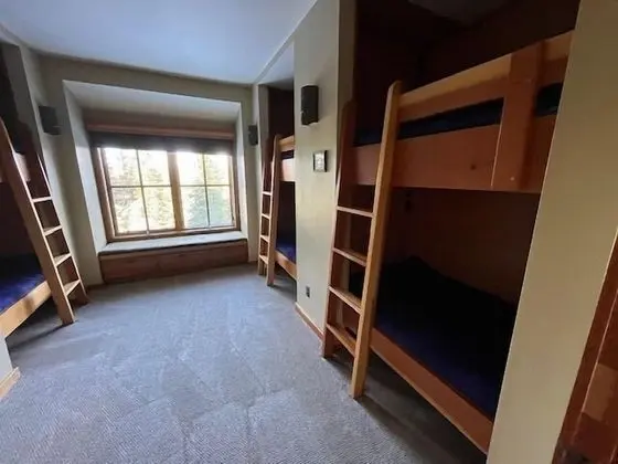 Ev, Birden Çok Yatak, Balkon