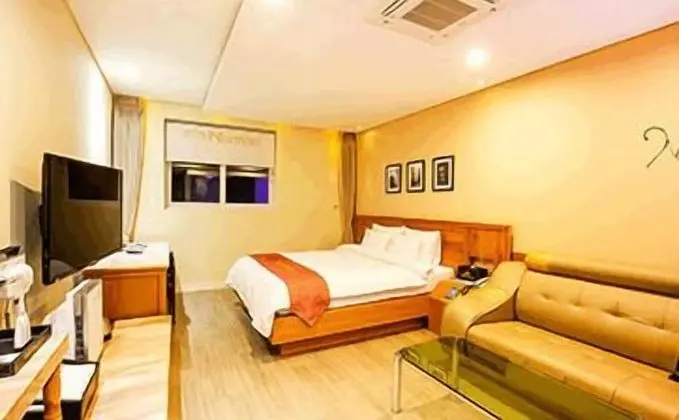 Superior Tek Büyük Yataklı Oda