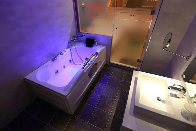 Superior Tek Büyük Yataklı Oda