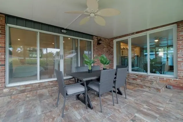 Ev (New Listing Northwood Harbor Home 3 b)